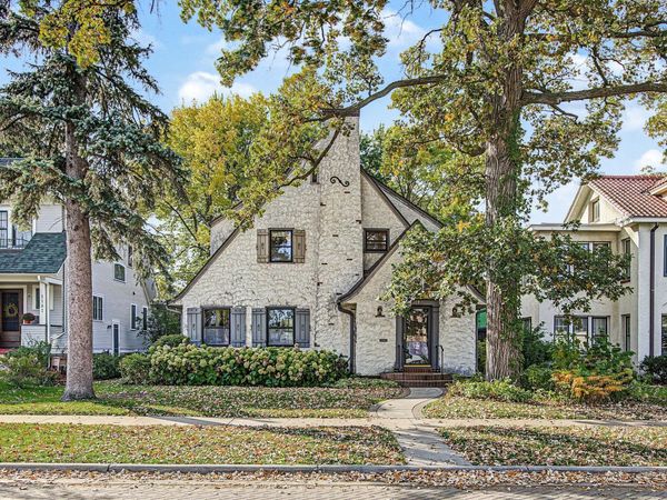 2188 Goodrich Avenue , Saint Paul, MN 55105