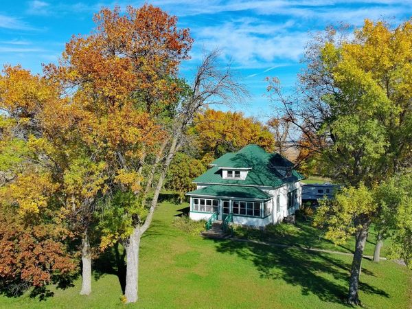 10509 270th Street, Milroy, MN 56263