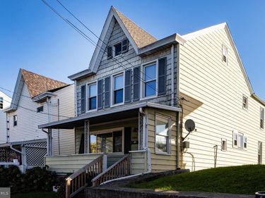 250 ANN STREET , MIDDLETOWN, PA 17057