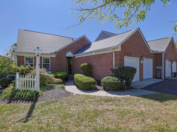 5690 Windridge View, Columbia Twp, OH 45243