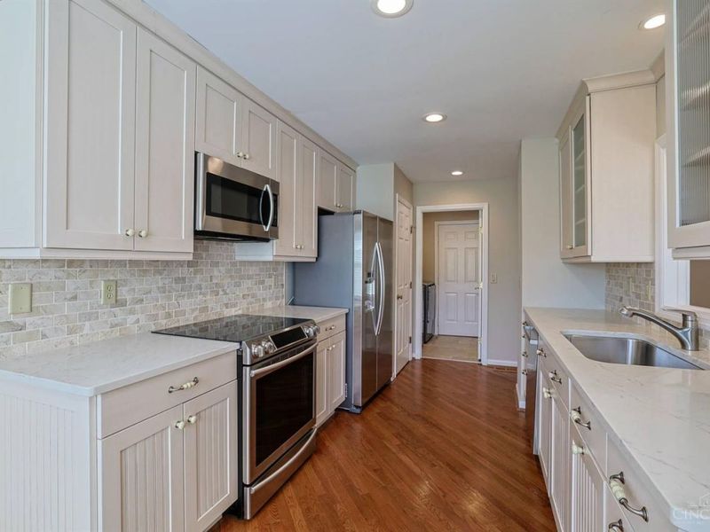 5690 Windridge View, Columbia Township, OH 45243 Photo 11