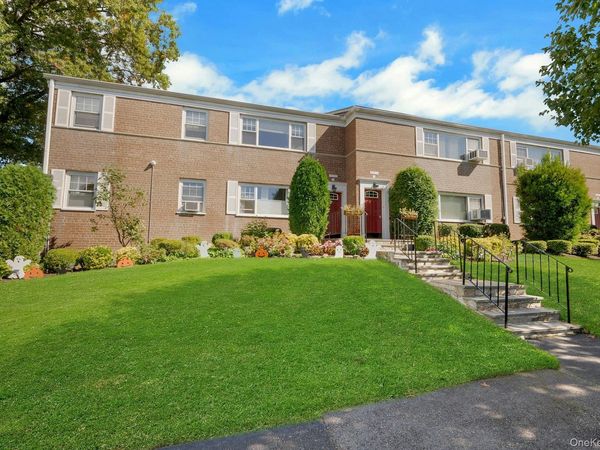 11 Westview Avenue, Unit 1-1, White Plains, NY 10603