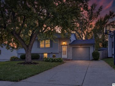 12765 A Street, Omaha, NE 68144