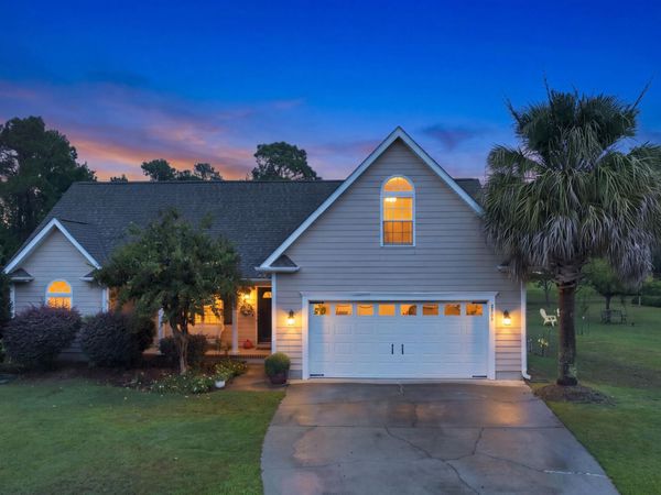 2900 E Lakeview Drive SW, Supply, NC 28462