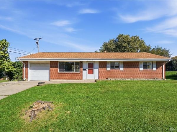 1209 Hastings Drive, Miamisburg, OH 45342