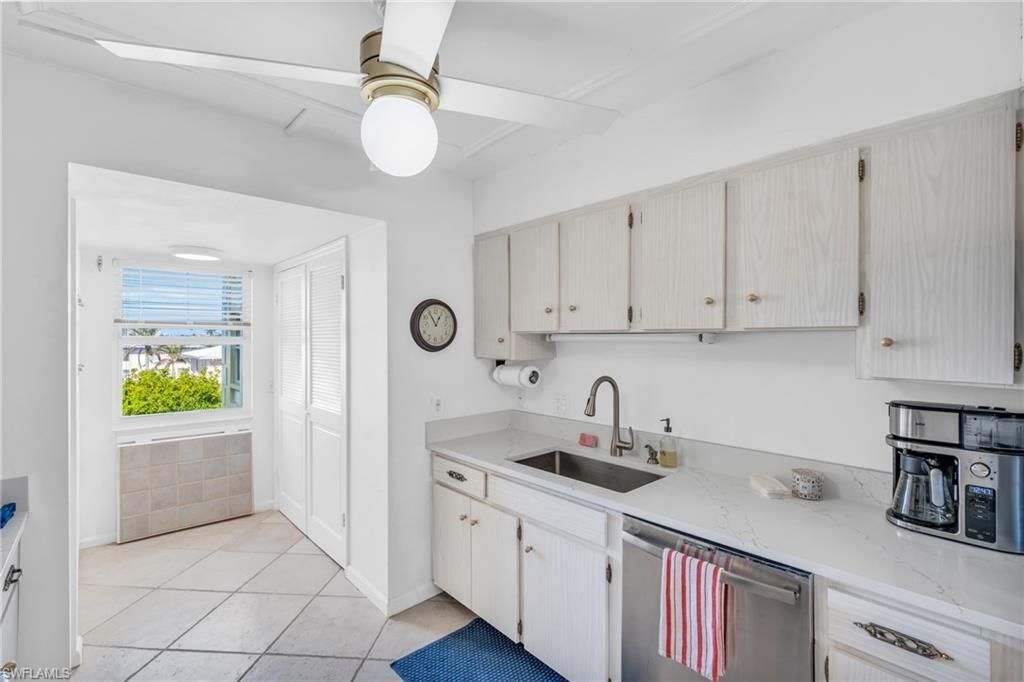 1900 Gulf Shore Blvd N, Unit 304, Naples, FL 34102 Photo