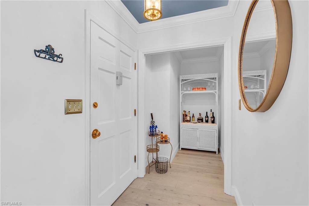 1900 Gulf Shore Blvd N, Unit 304, Naples, FL 34102 Photo