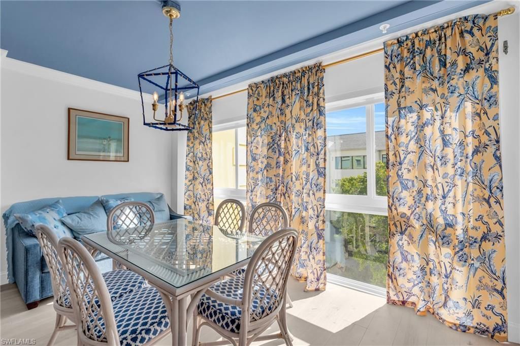 1900 Gulf Shore Blvd N, Unit 304, Naples, FL 34102 Photo