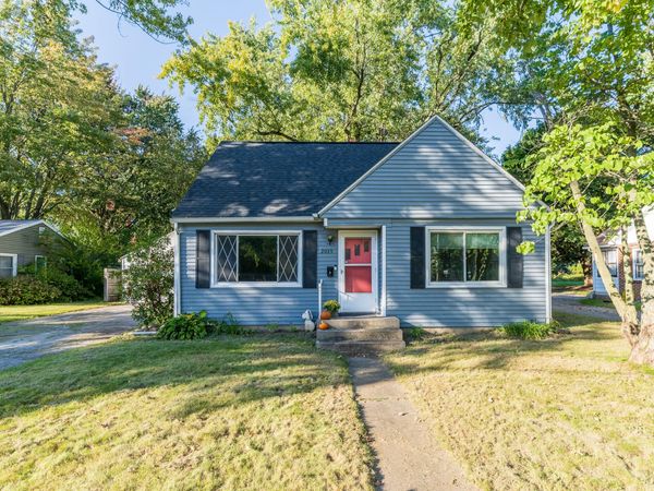 2035 Glendale Boulevard, Kalamazoo, MI 49004