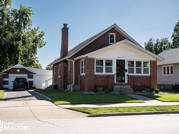 1206 Greenwood, Ottumwa, IA 52501