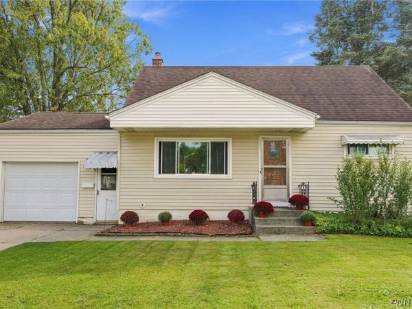 305 Rehm Road , Depew, NY 14043