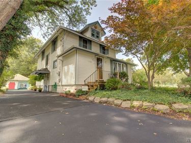 1102 Niagara Falls Boulevard, North Tonawanda, NY 14120