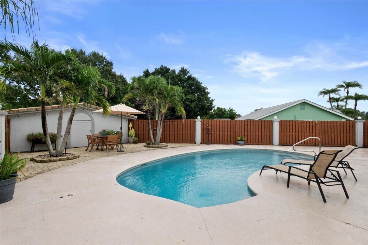 1802 SE Hanby Avenue, Port Saint Lucie, FL 34952 Photo