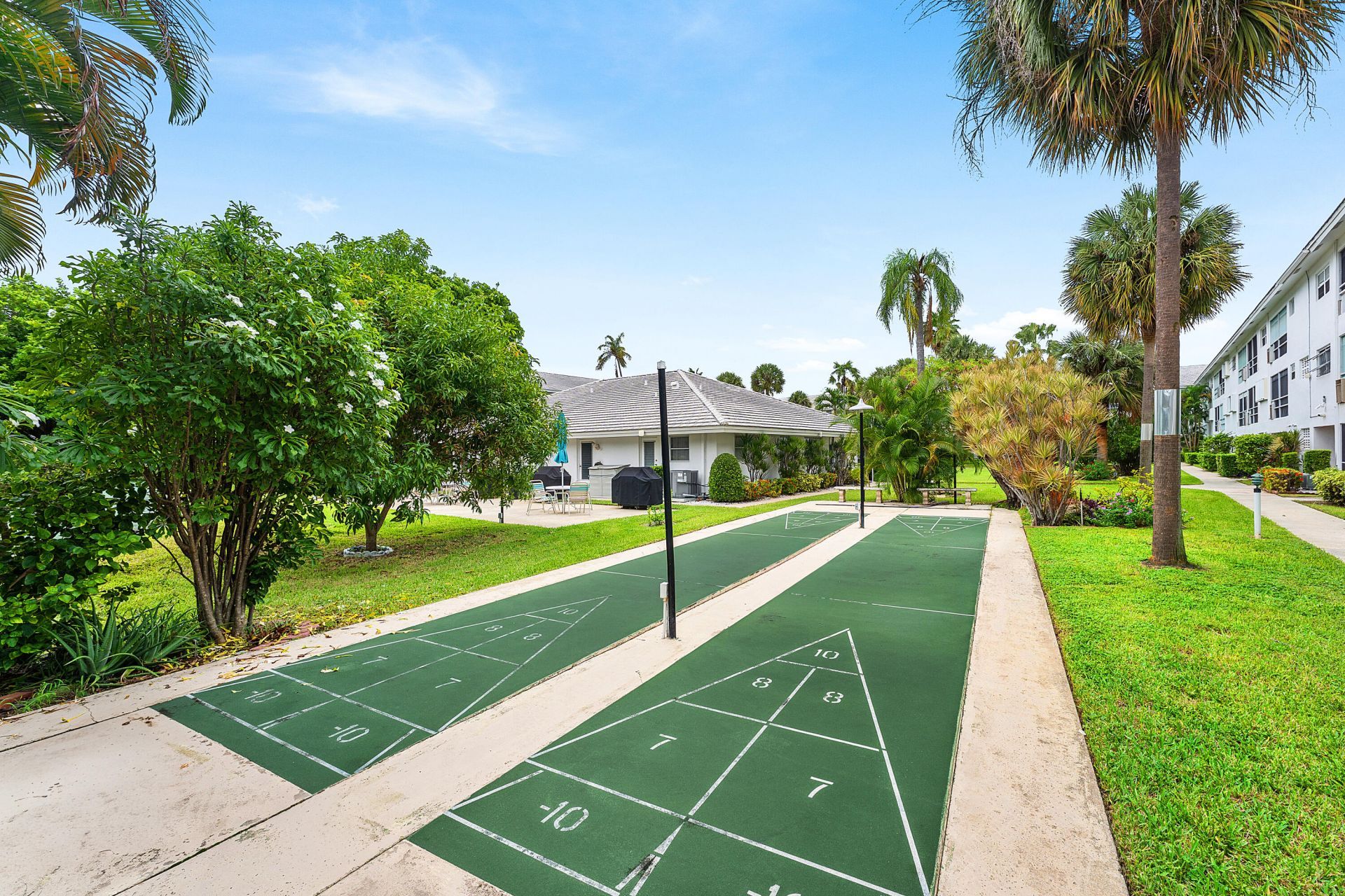 2050 NE 39th Street, Unit E307, Lighthouse Point, FL 33064 Photo