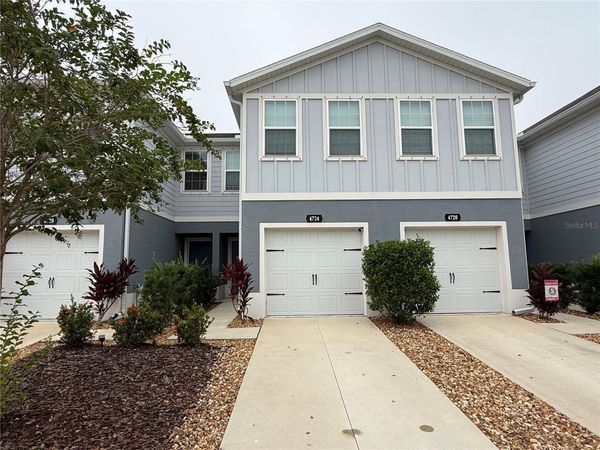 4724 OLD BLUSH STREET , LAKEWOOD RANCH, FL 34211
