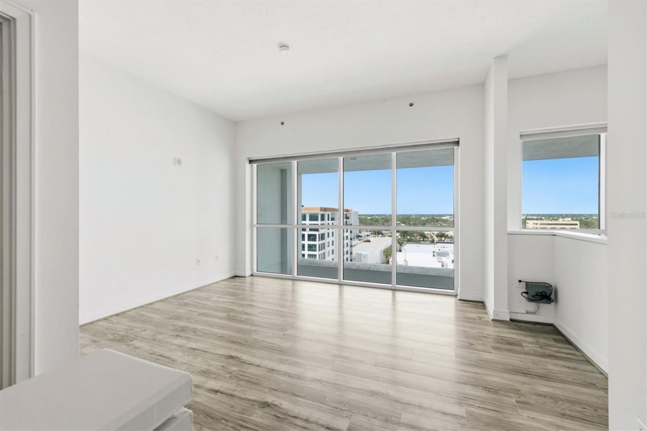 1990 Main Street , Unit 3, Sarasota, FL 34236 Photo