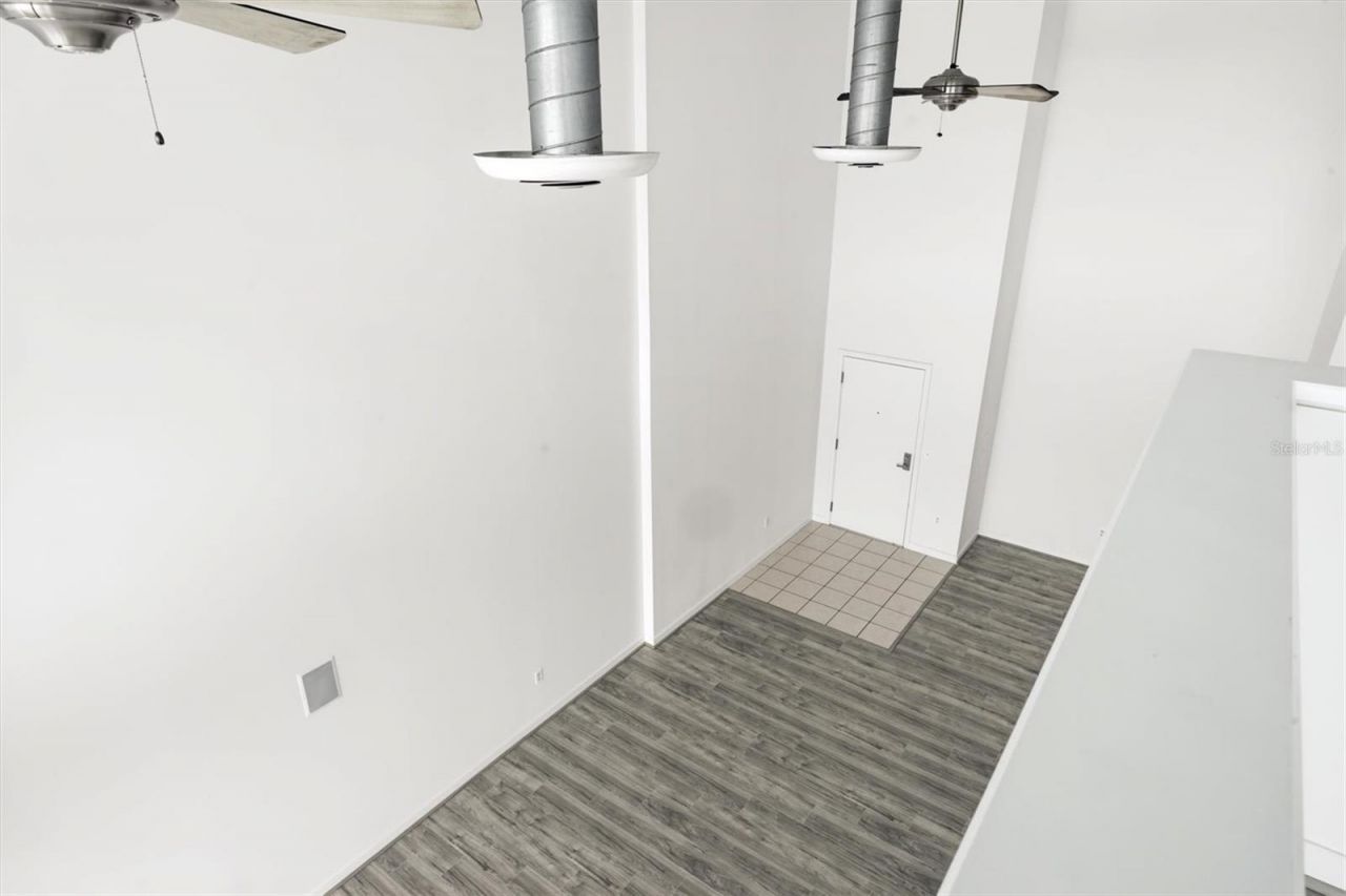 1990 Main Street , Unit 3, Sarasota, FL 34236 Photo