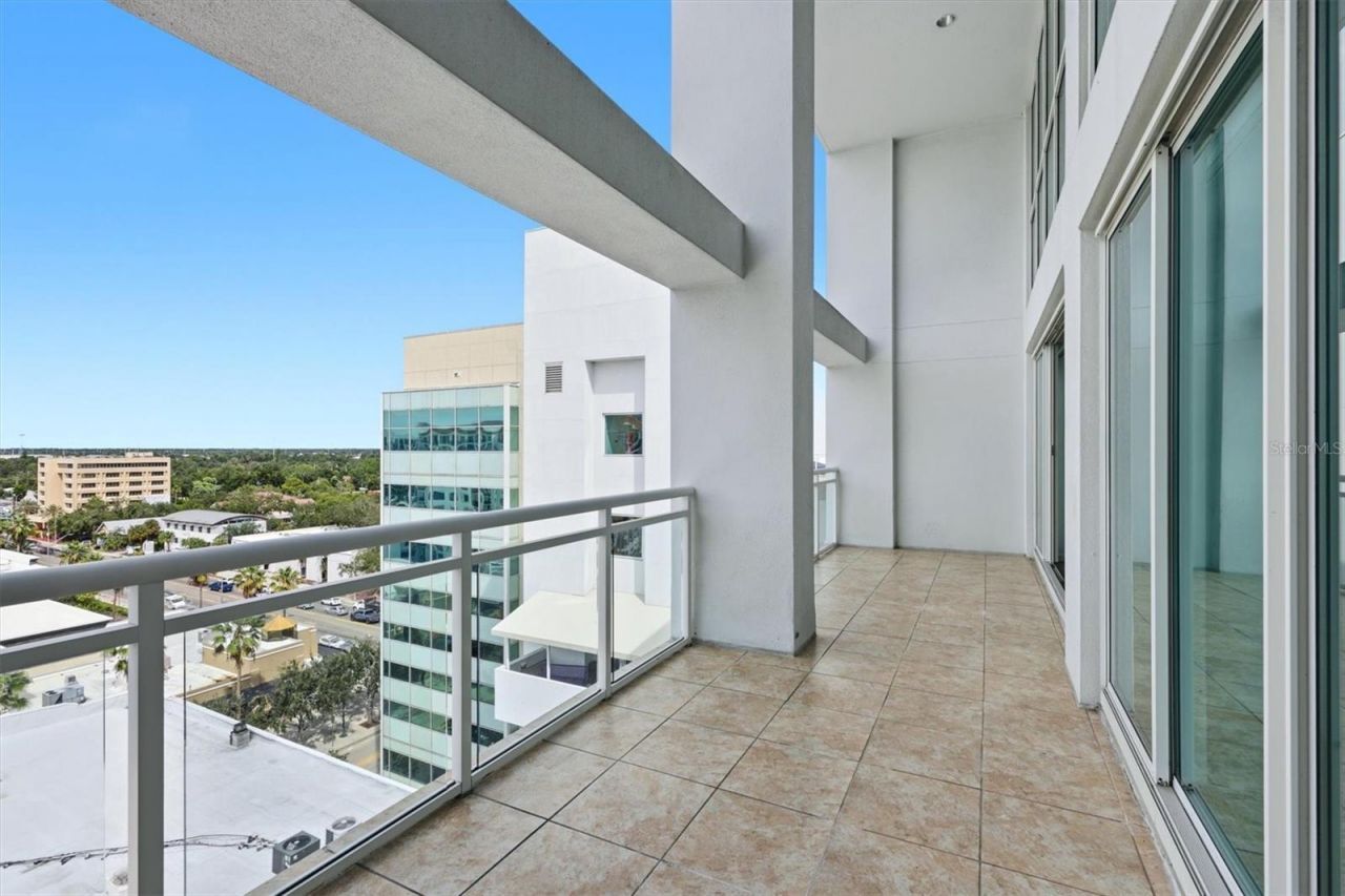 1990 Main Street , Unit 3, Sarasota, FL 34236 Photo