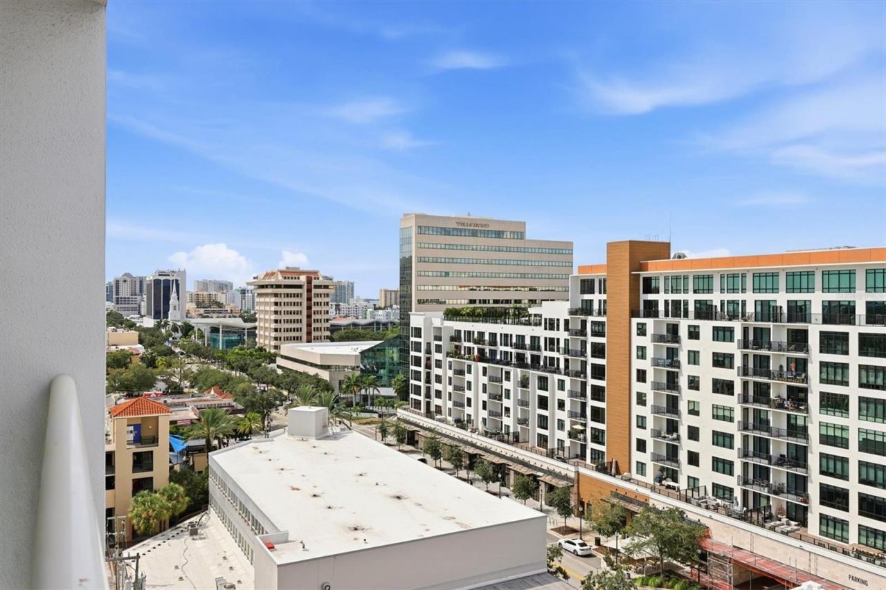 1990 Main Street , Unit 3, Sarasota, FL 34236 Photo
