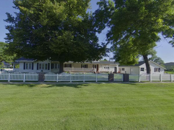 1203 Main Street, Gregory, SD 57533