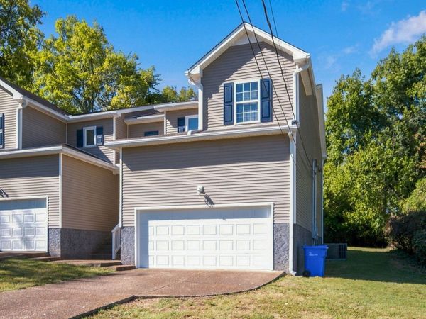 212 Graves Rd , Goodlettsville, TN 37072