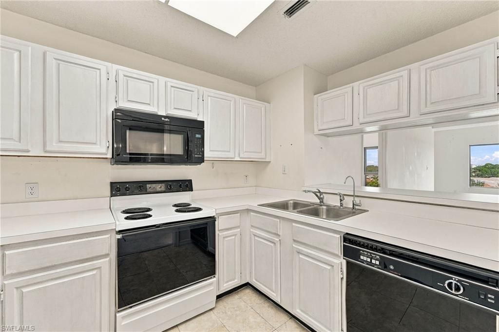 900 Arbor Lake Dr , Unit 501, Naples, FL 34110 Photo
