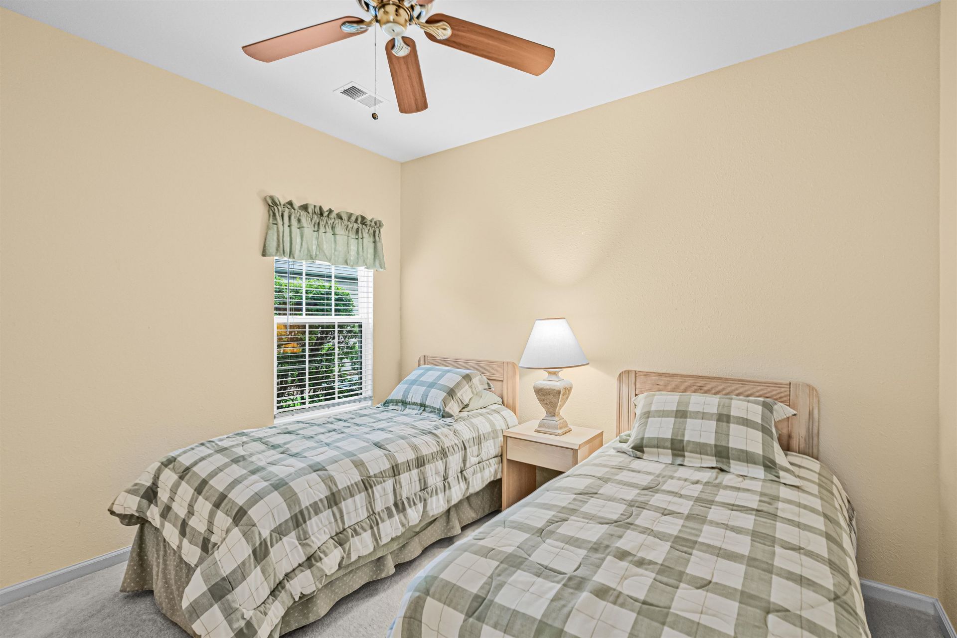 131 Chenoa Dr. Photo 17