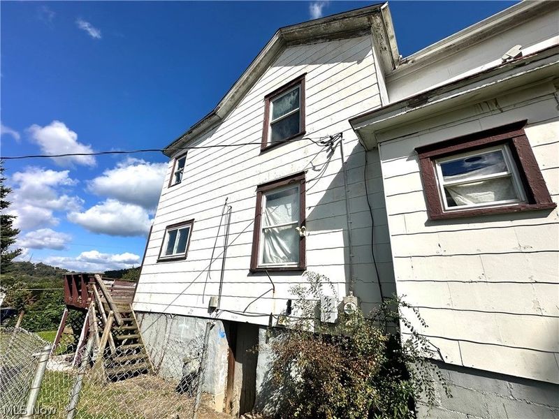 325 Blakely Street, East Liverpool, OH 43920 Photo 5