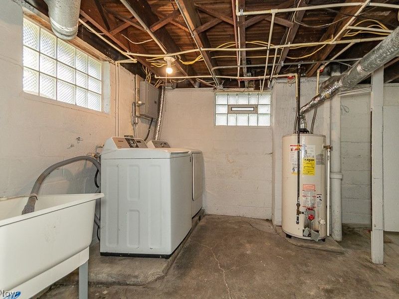 3387 E 102nd Street, Cleveland, OH 44104 Photo 21