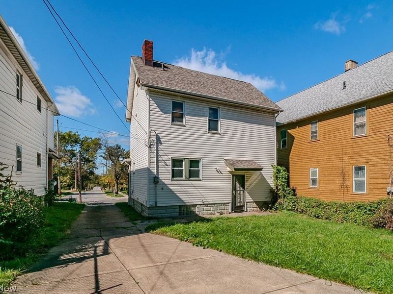 3387 E 102nd Street, Cleveland, OH 44104 Photo 24