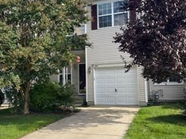 196 CHANCELLOR DRIVE, WOODBURY, NJ 08096