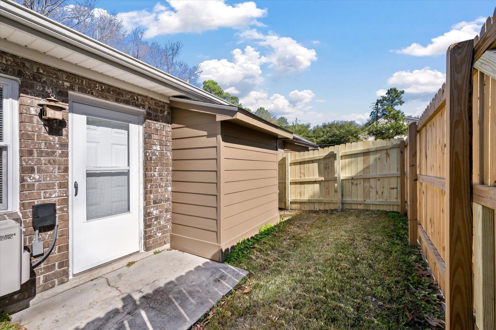 2133 Pierpont Avenue Photo 9