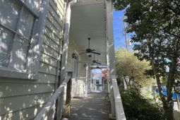 18 Pinckney Street photo 4