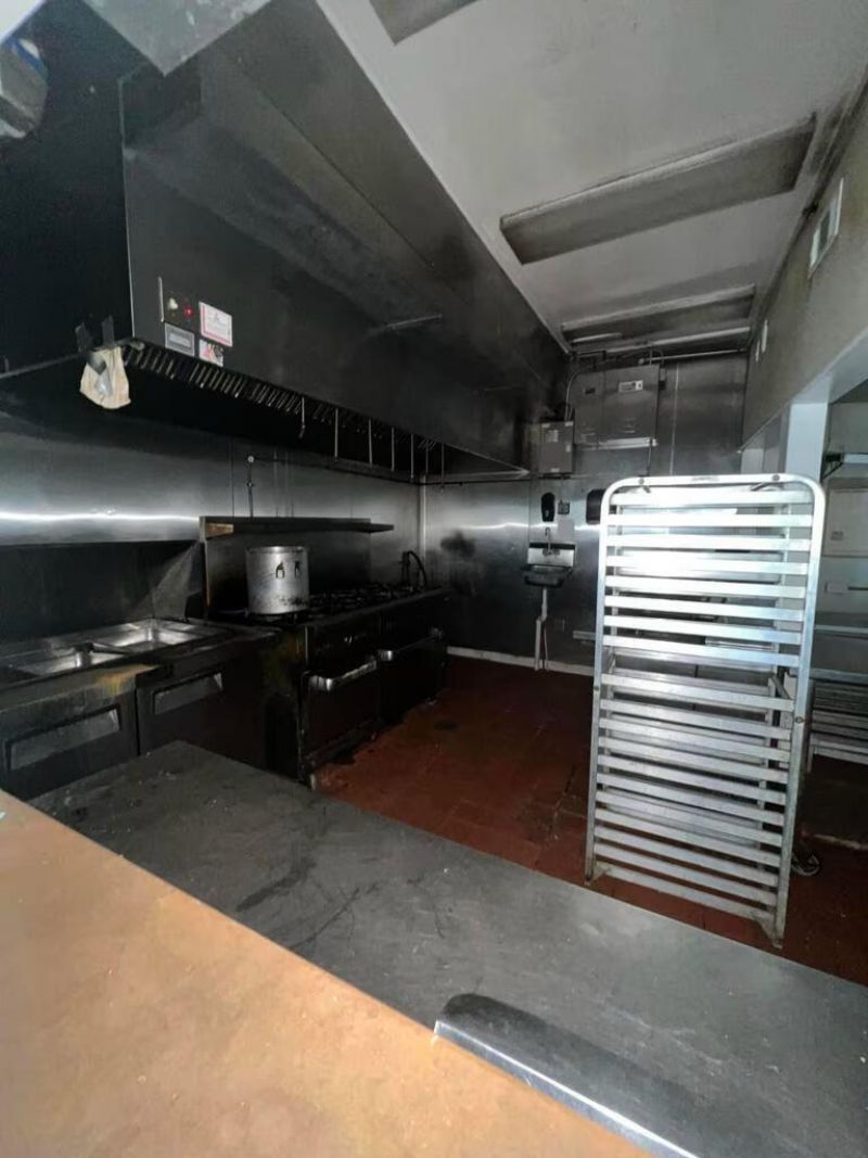18 Pinckney Street Photo 7