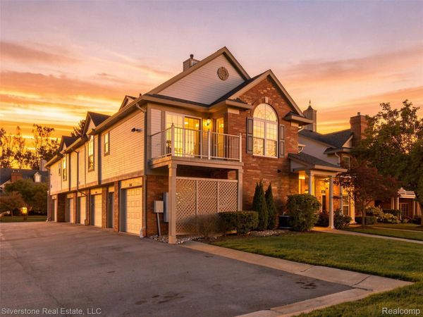 3505 Tremonte Circle N, Oakland Township, Mi 48306