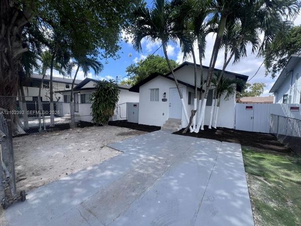 1800 SW 3rd St APT C, Miami, FL 33135