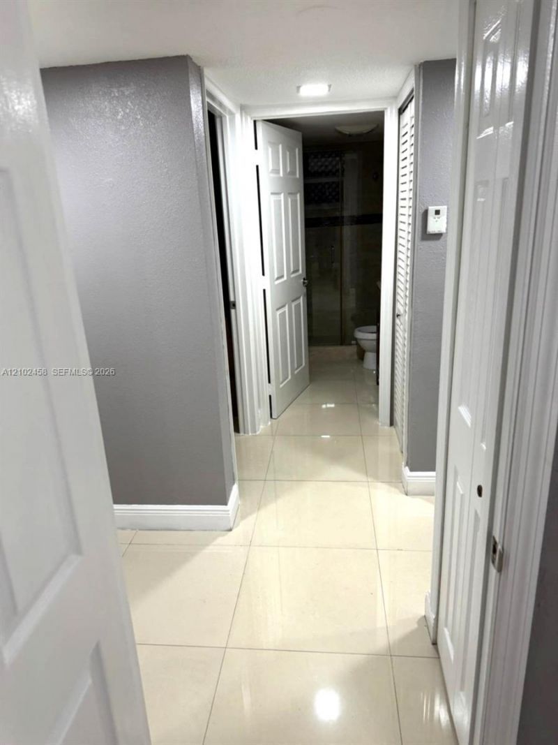 5461 W 24th Ave , Unit 25, Hialeah, FL 33016 Photo