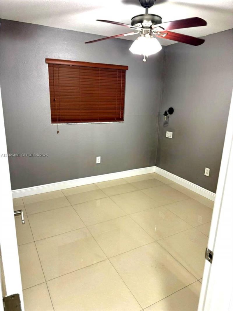 5461 W 24th Ave , Unit 25, Hialeah, FL 33016 Photo