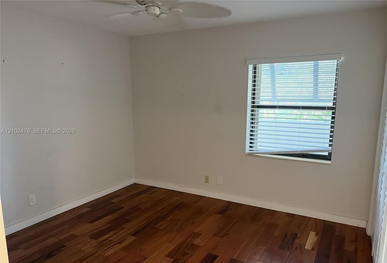 356 Golfview Rd , Unit 305, North Palm Beach, FL 33408 Photo