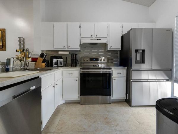 2720 S Oakland Forest Dr , Unit 1004, Oakland Park, FL 33309