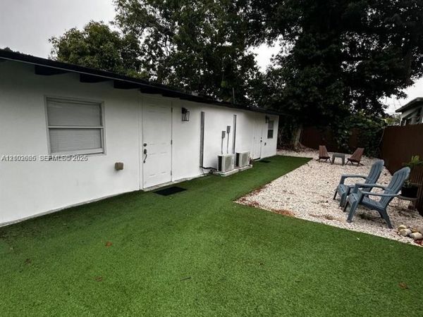 1945 NW 33rd St , Unit 2, Miami, FL 33142