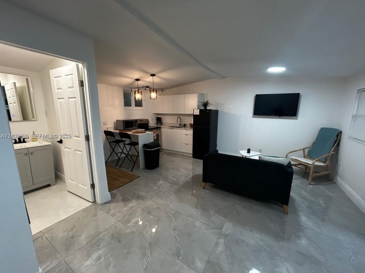 1945 NW 33rd St, Unit 2, Miami, FL 33142 Photo