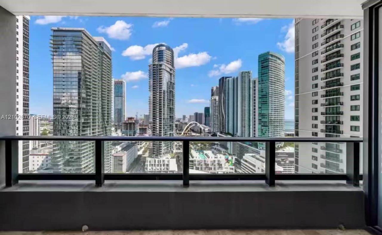 159 NE 6th St , Unit 3202, Miami, FL 33132 Photo
