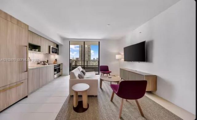 159 NE 6th St , Unit 3202, Miami, FL 33132 Photo
