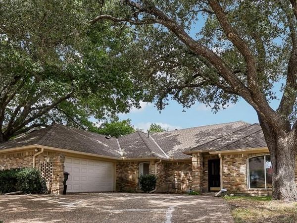 1717 Edgewater Drive, Plano, TX 75075