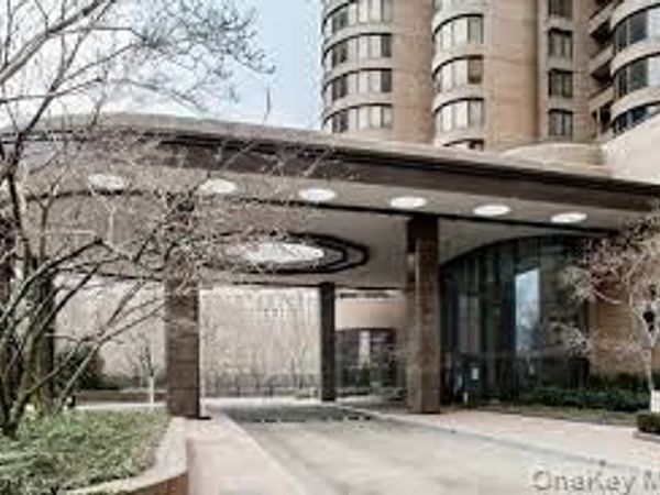 330 E 38 St , Unit 21J, New York (Manhattan), NY 10016