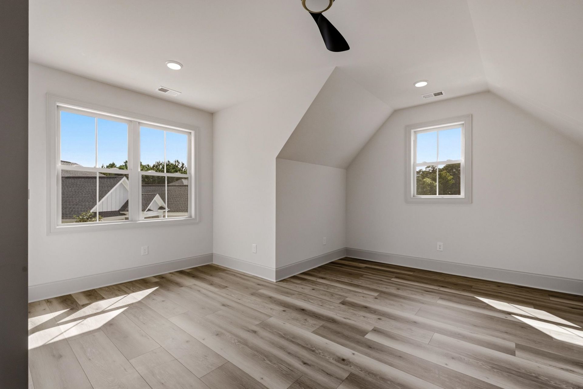 1004 Muskeg Ct.  Photo 33