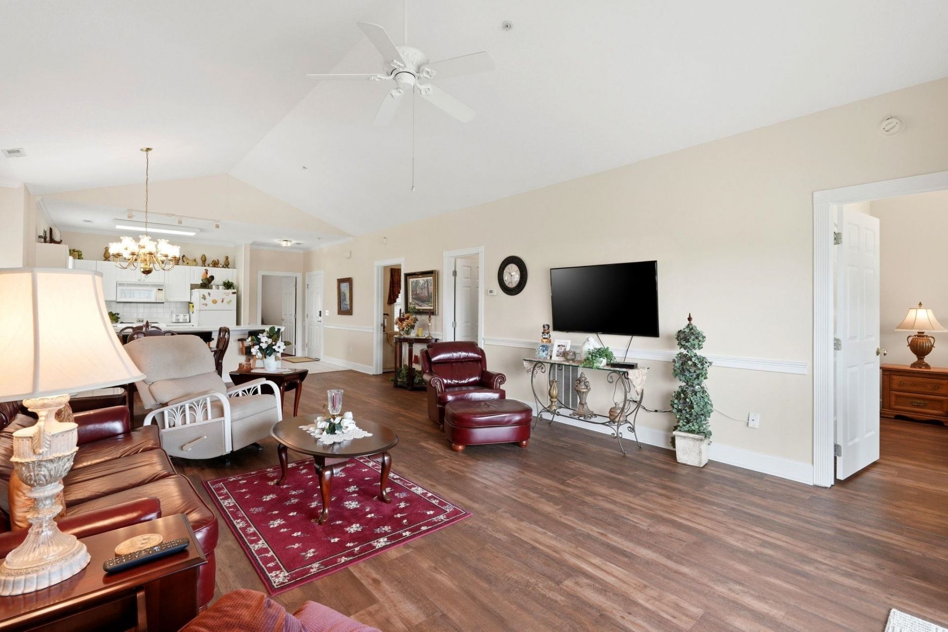 4877 Dahlia Ct.  Photo 9