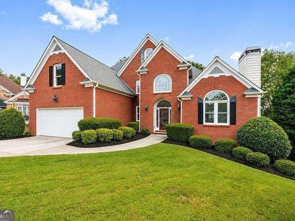 2409 Vinings Oaks Court SE, Smyrna, GA 30082
