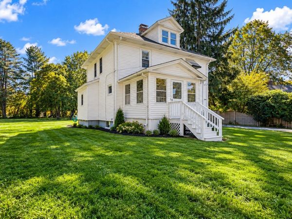 664 East Street, Wrentham, MA 02093